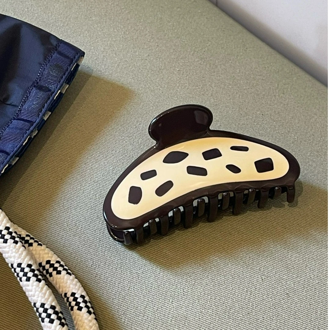 非金属亚克力发饰 原创巧克力曲奇抓夹ins芒果饼干鲨鱼夹2023新款