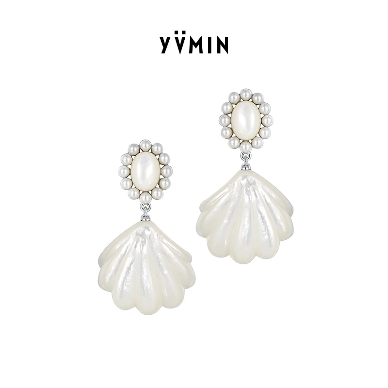 YVMIN/尤目 925银仿珍珠耳饰 2024春夏系列 雕刻设计感可爱耳钉