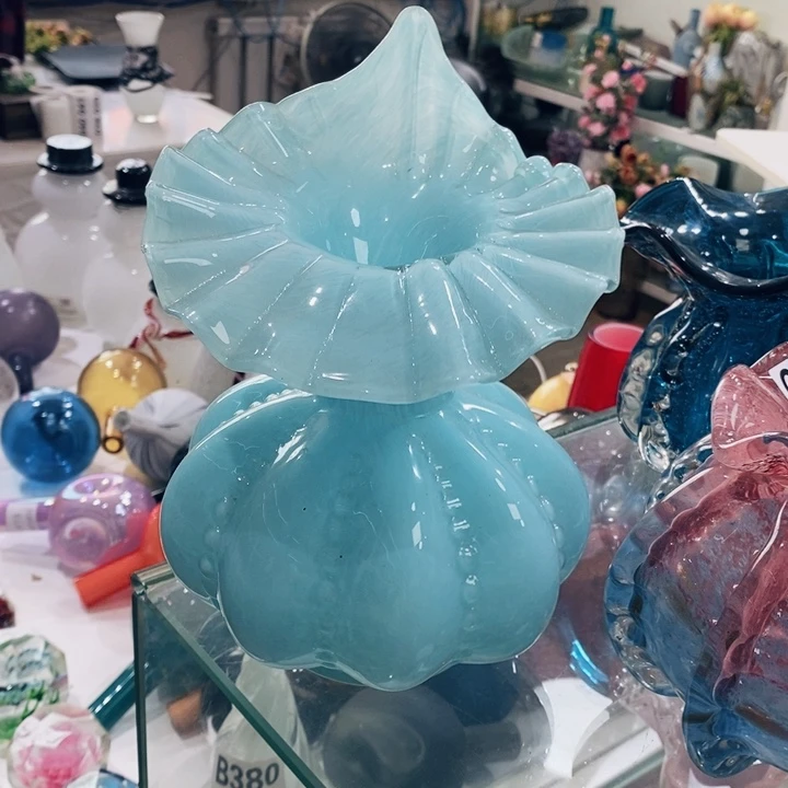 花瓶高18厘米口3厘米