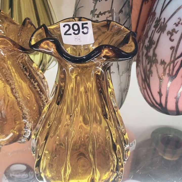 花瓶高22厘米口4厘米