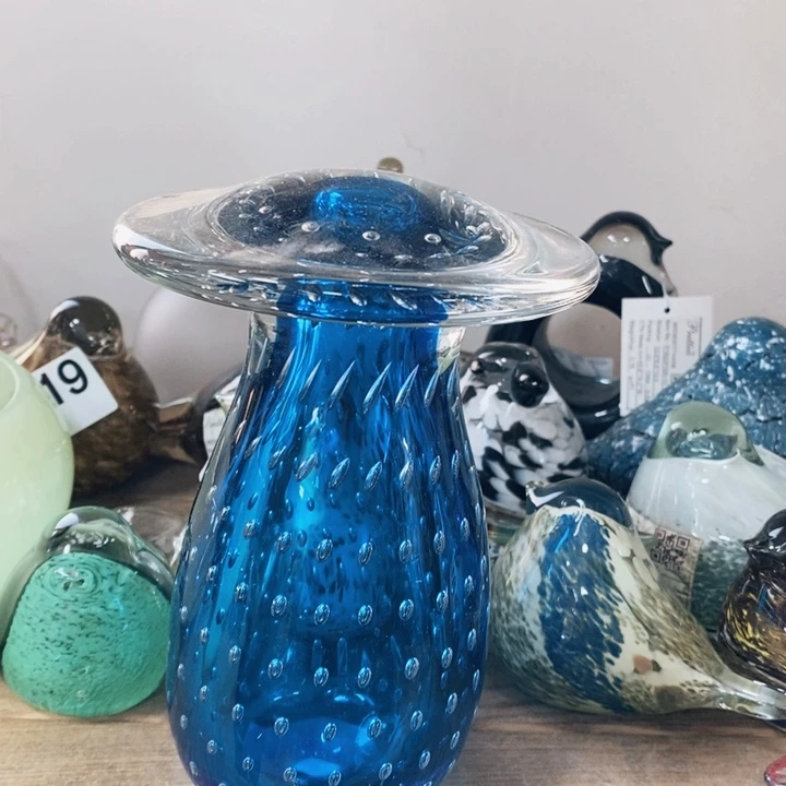 花瓶高16厘米口11厘米