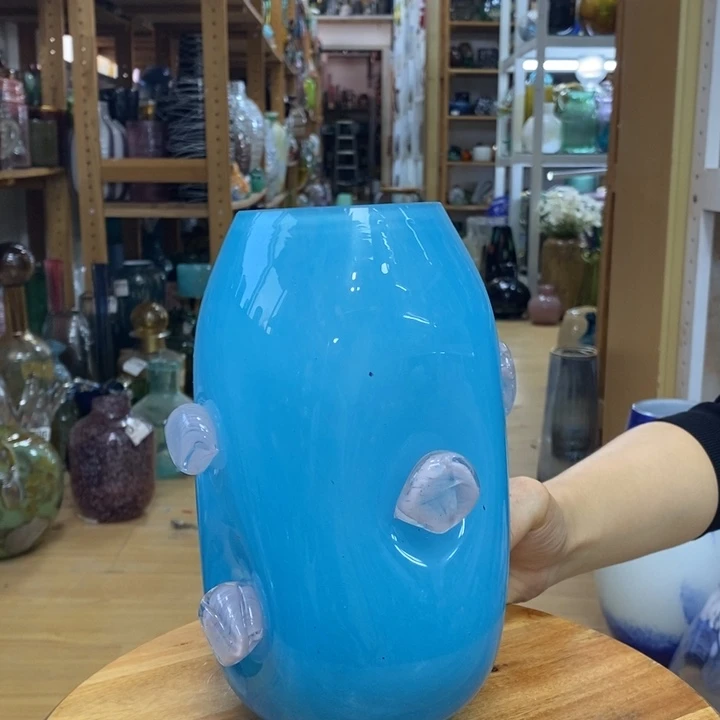 花瓶高20厘米口6厘米