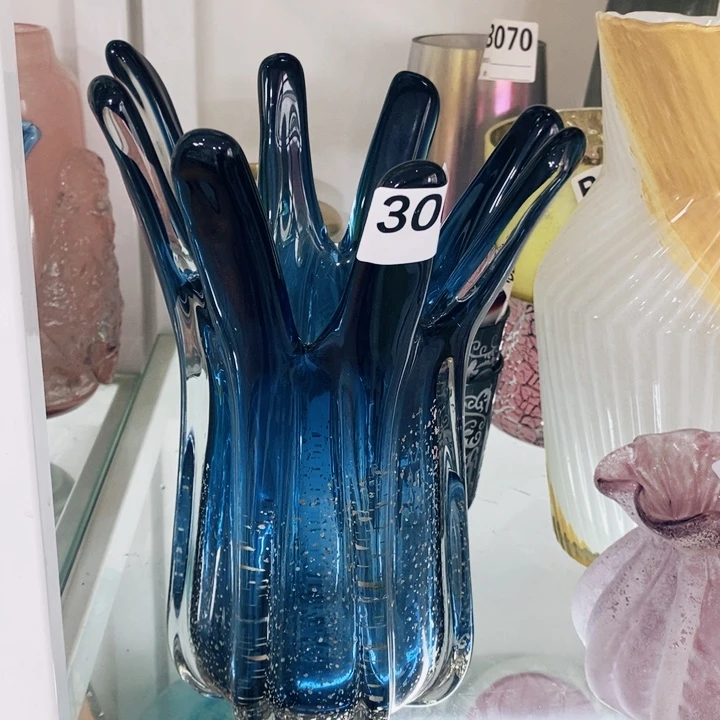 花瓶高26厘米口18厘米