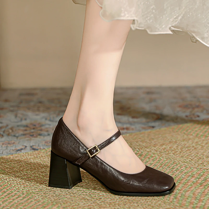 复古风浅口粗跟单鞋女2024年新款极简玛丽珍鞋女通勤工作中高跟鞋