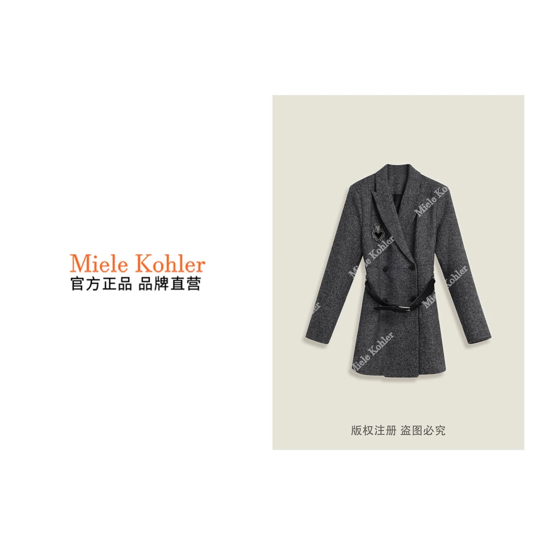 秋冬新款高级感复古别致百搭羊毛女外套MKKQ67526