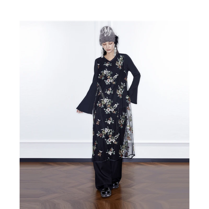 mukzin/密扇2024玲珑系列「花弄影」重工刺绣网纱罩衫M24DA01002001