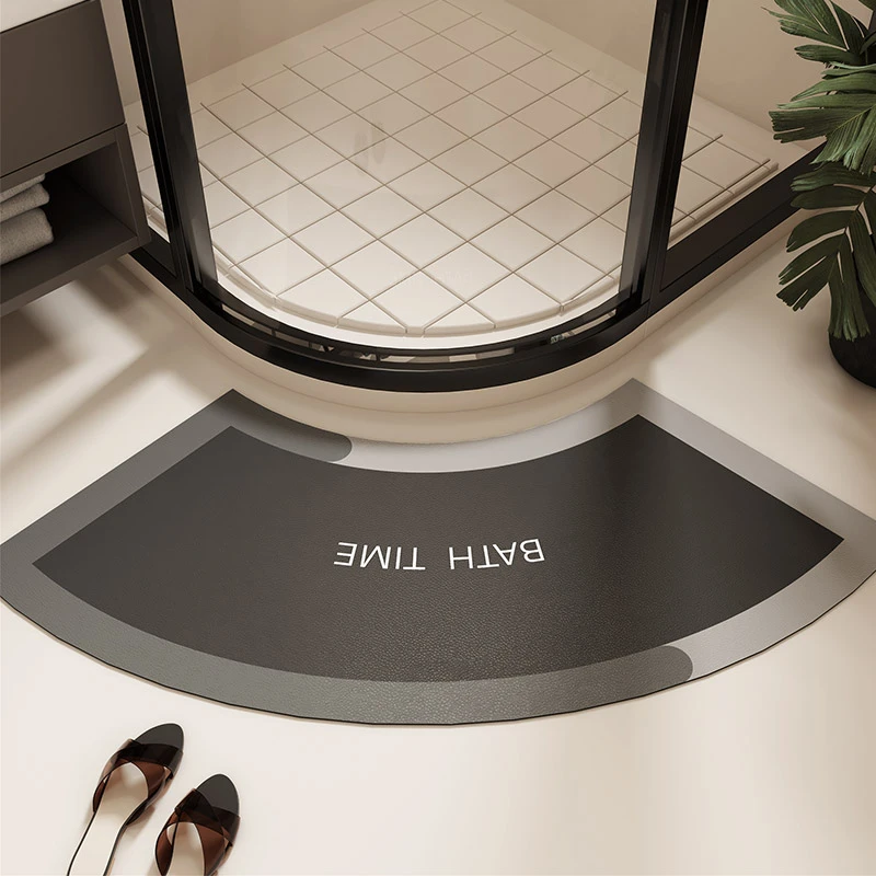 高级感硅藻泥吸水防滑扇形浴室地垫家用卫生间厕所门口脚垫子弧形