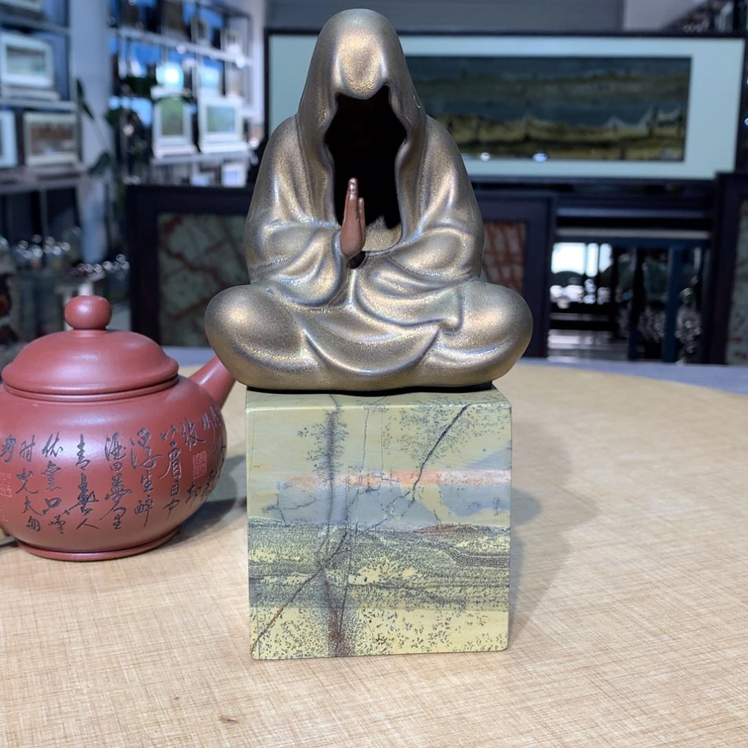 香樟木,广西国画石摆件