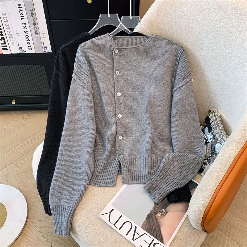 韩版小众设计感开叉叠穿长袖上衣秋冬爆款小坑条显瘦立领毛针织衫