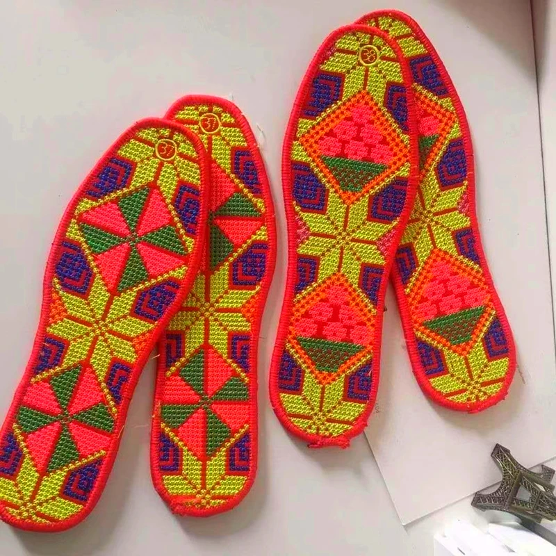 成品十字绣花鞋垫子男女士加密厚刺绣鞋垫子吸汗透气防臭红色喜庆
