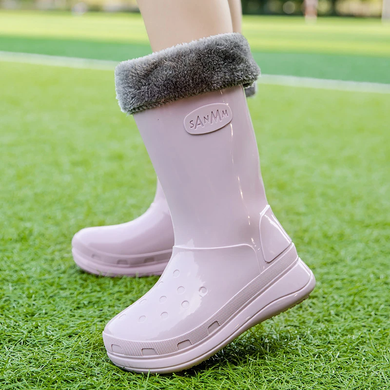 四季女靴平底防水防滑时尚高筒成人水鞋女果冻防寒加棉保暖雨鞋