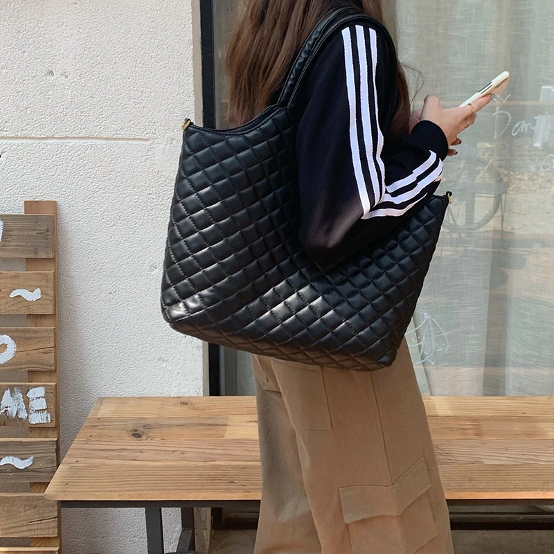 【小棠家】托特包包女新款大容量百搭菱格黑色大包单肩斜挎包潮