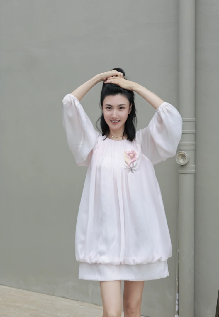 【壁虎姐】新款粉色夏季长袖宽松薄款连衣裙