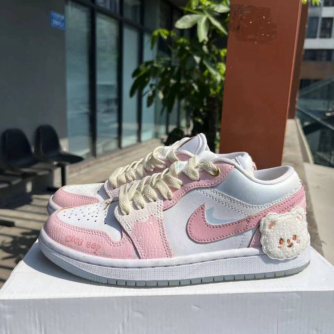 AJ1定制球鞋布蕾小熊9新36捡漏已使用低帮休闲篮球鞋无盒