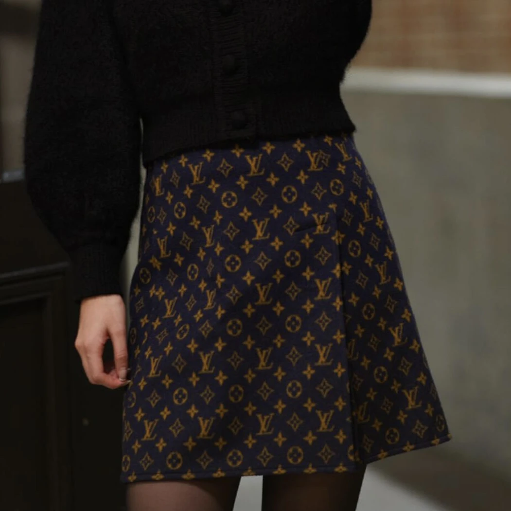 99新 LouisVuitton/路易威登 积分-100/966864/老花满印半身裙