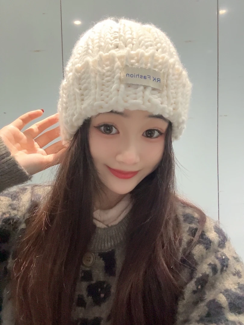 秋冬韩版麻花针织帽女显脸小保暖护耳毛线帽百搭时尚