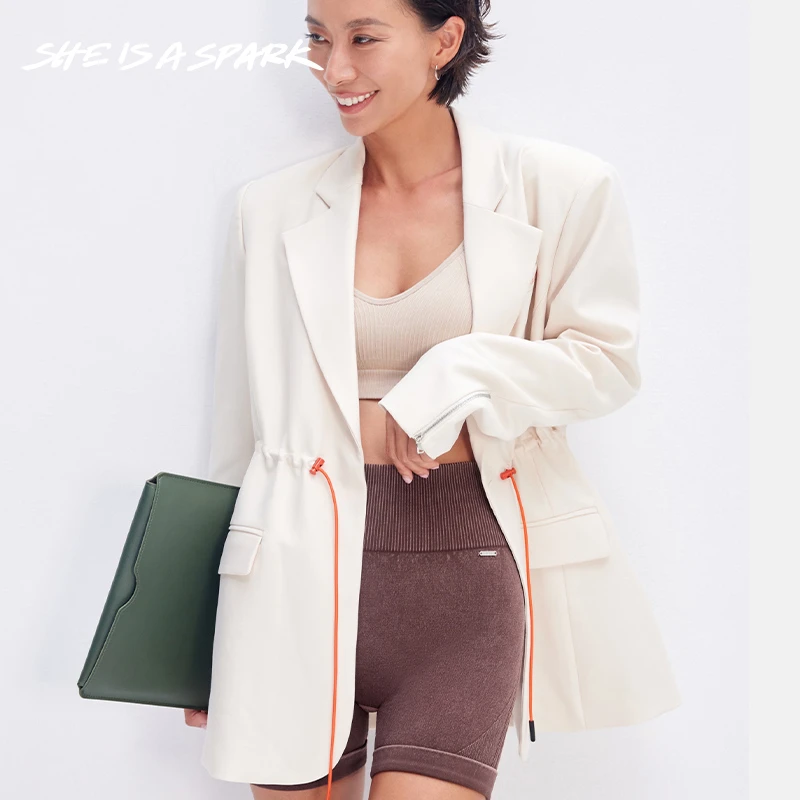 她是火花SIAS 休闲西装外套 百搭宽松高级设计感小众运动西服夏女