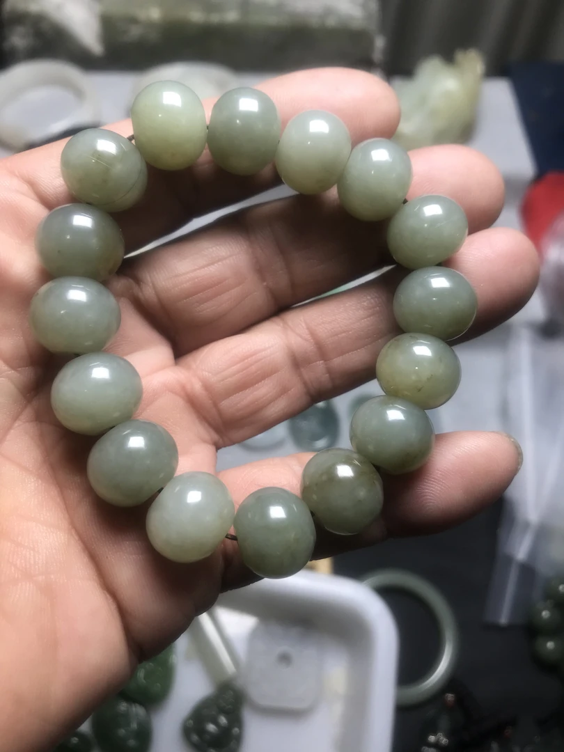 正品和田玉且末料手链