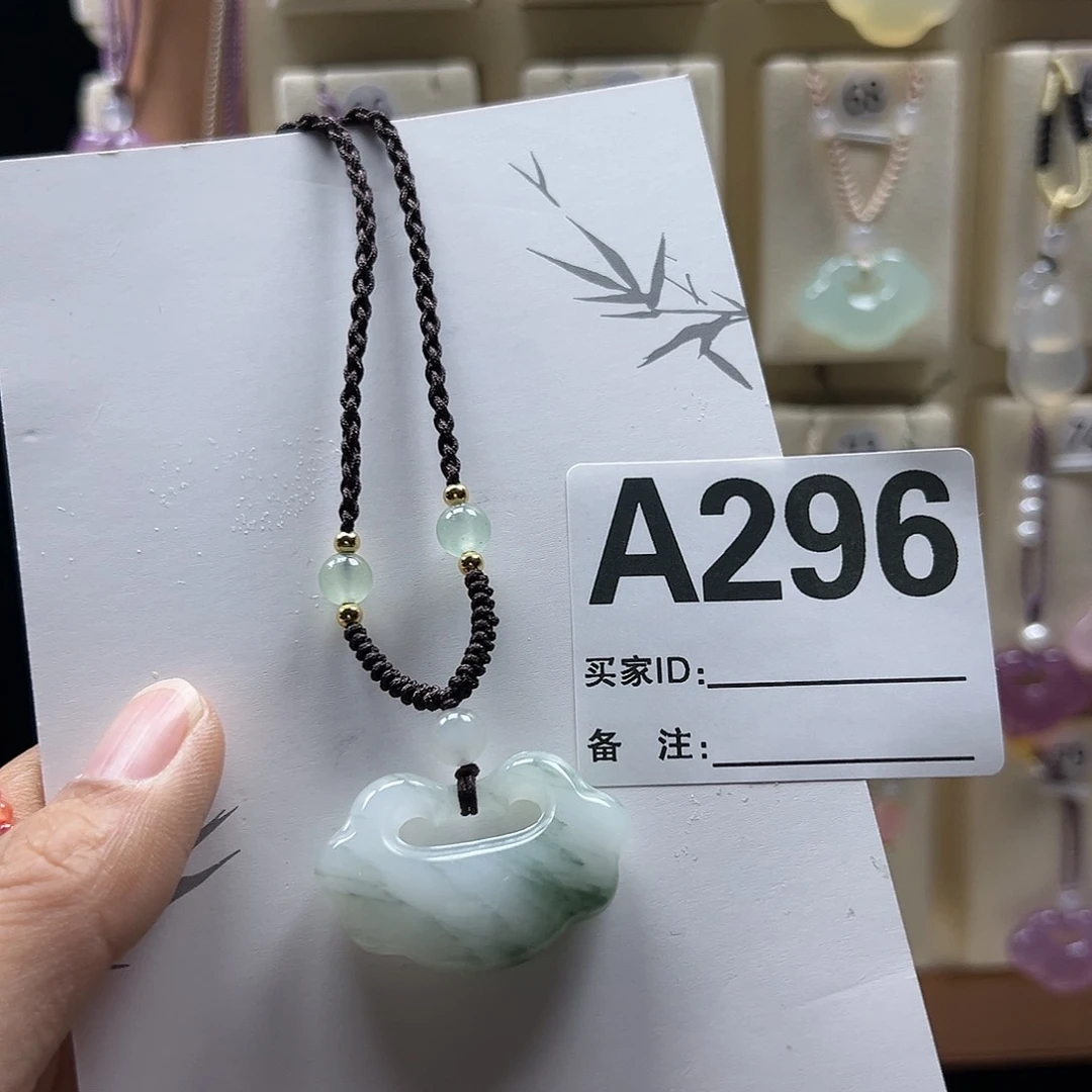 石英质玉颈饰合金?****?