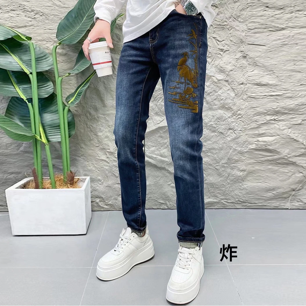 男士2024秋冬新款潮流欧货牛仔裤休闲裤小脚韩版时尚休闲百搭个性