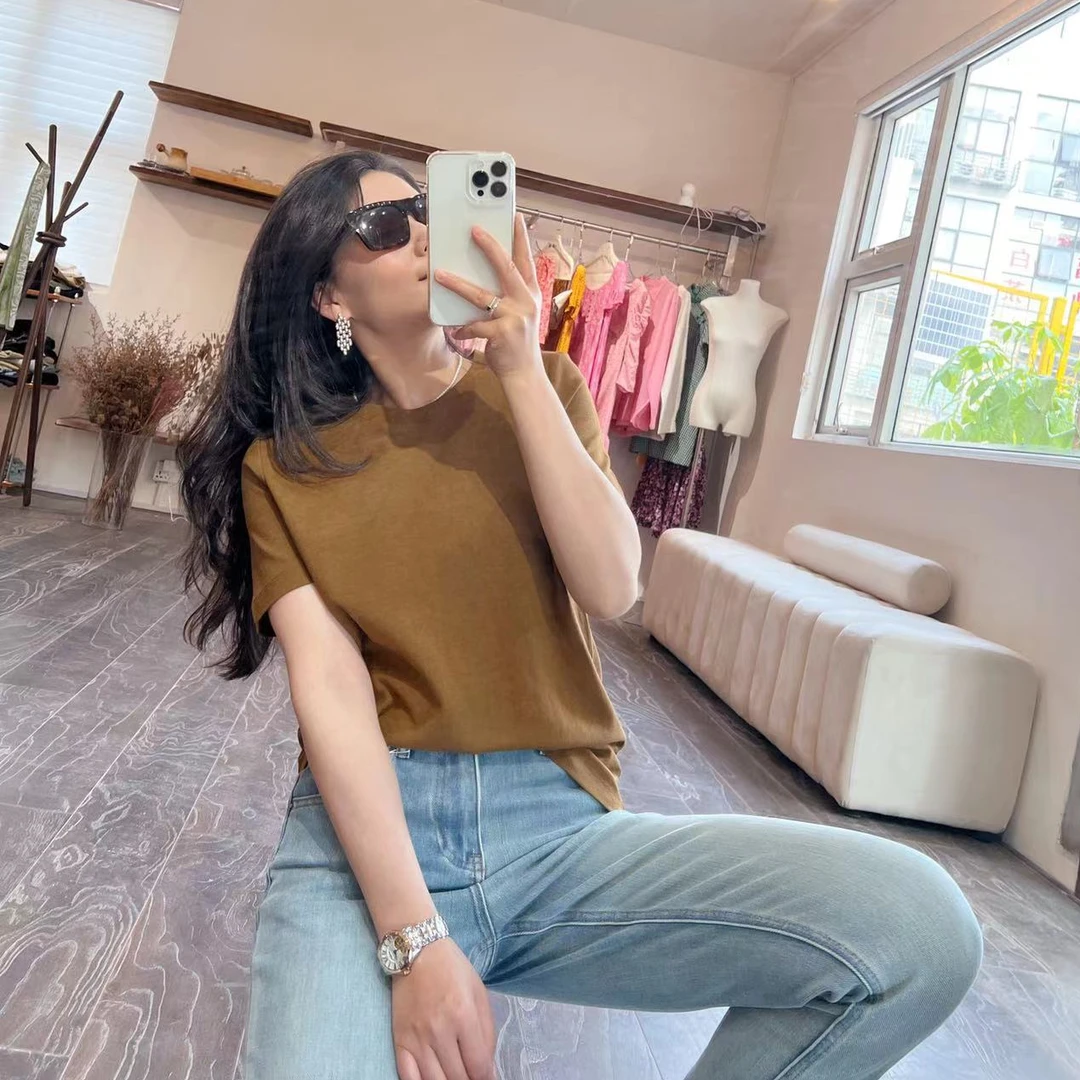 【小黑家】 长60高端极简纯色蚕宝醋酸柔软透气干净圆领简约T恤