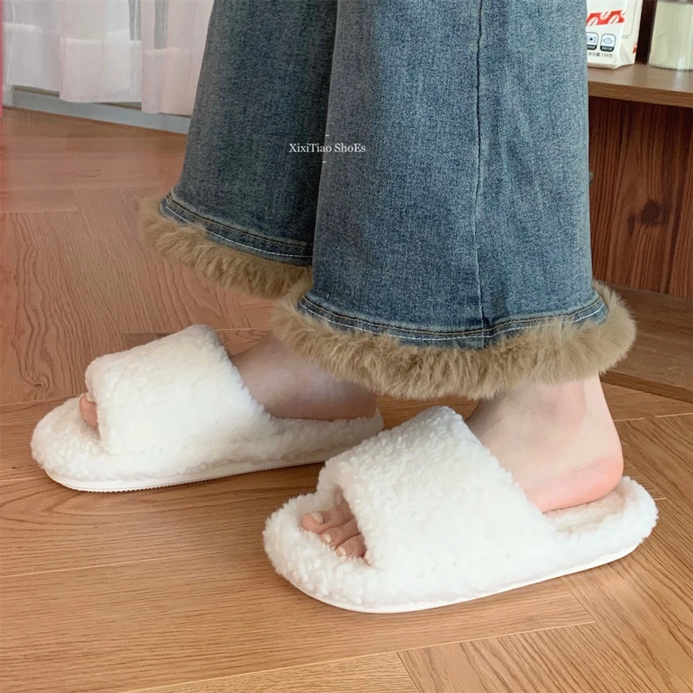 卧室家居休闲防滑平底一字毛毛拖鞋日系简约纯色百搭秋冬棉拖鞋女