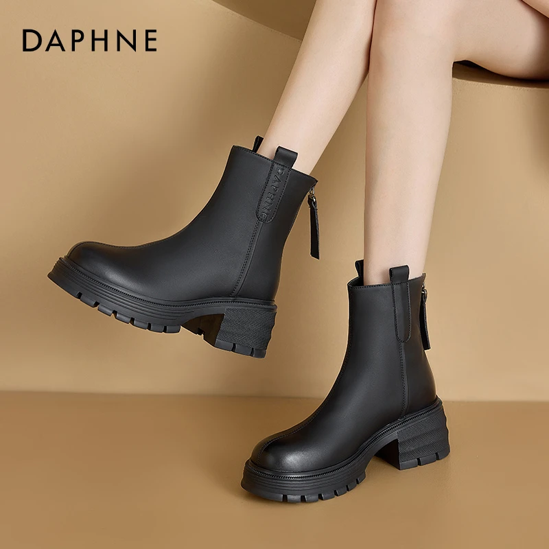 达芙妮黑色小圆头短靴增高厚底冬季切尔西靴女新款英伦马丁靴女靴