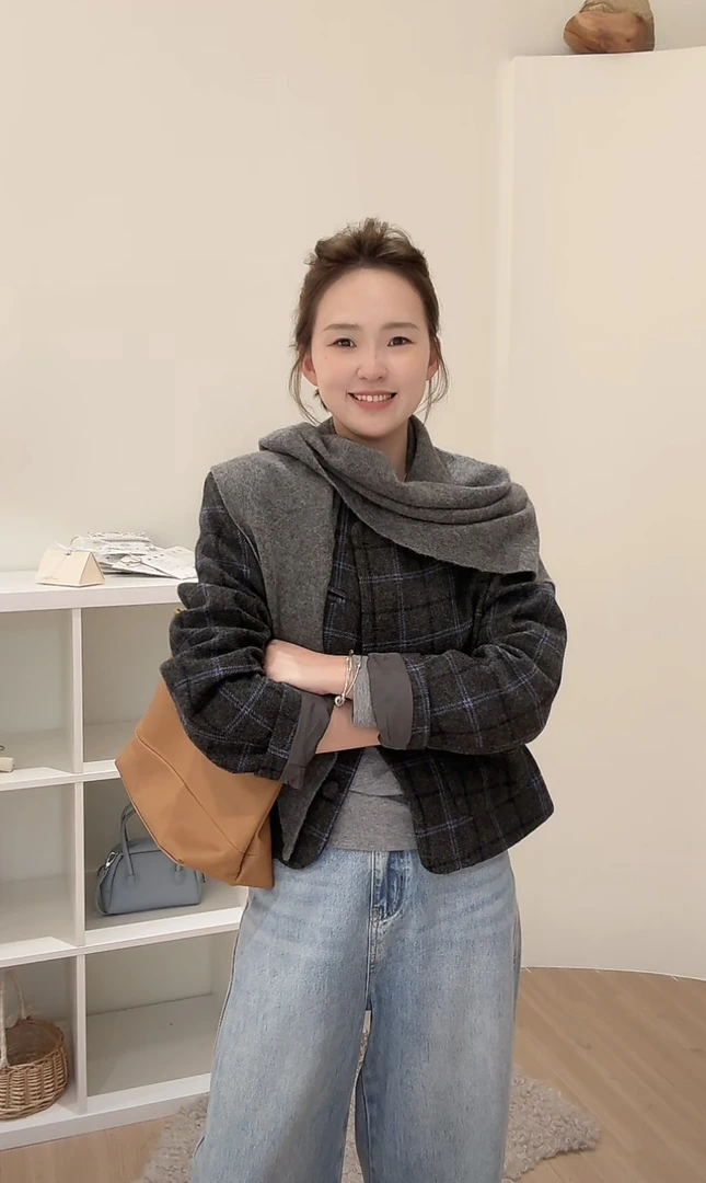 【自在】秋冬小香风短款格纹外套1209