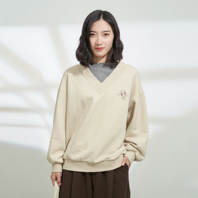 【部分微瑕，N，O褪N，O焕！介意慎拍】本依凡冬季女士卫衣ESSWY0135