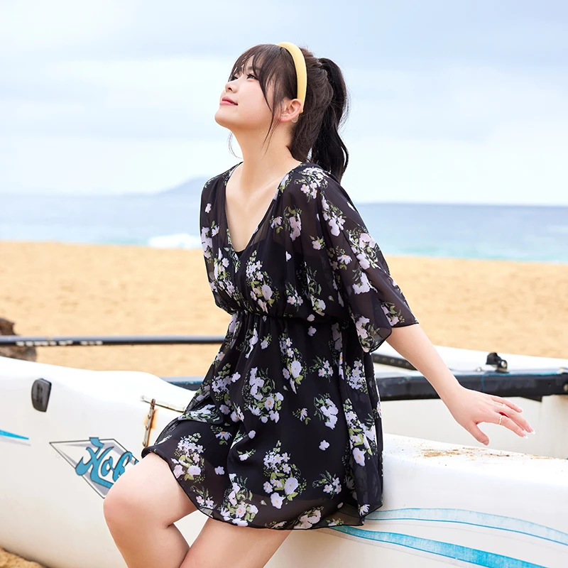 大码泳衣显瘦比基尼温泉沙滩遮肚保守碎花时尚性感宽松长款平角