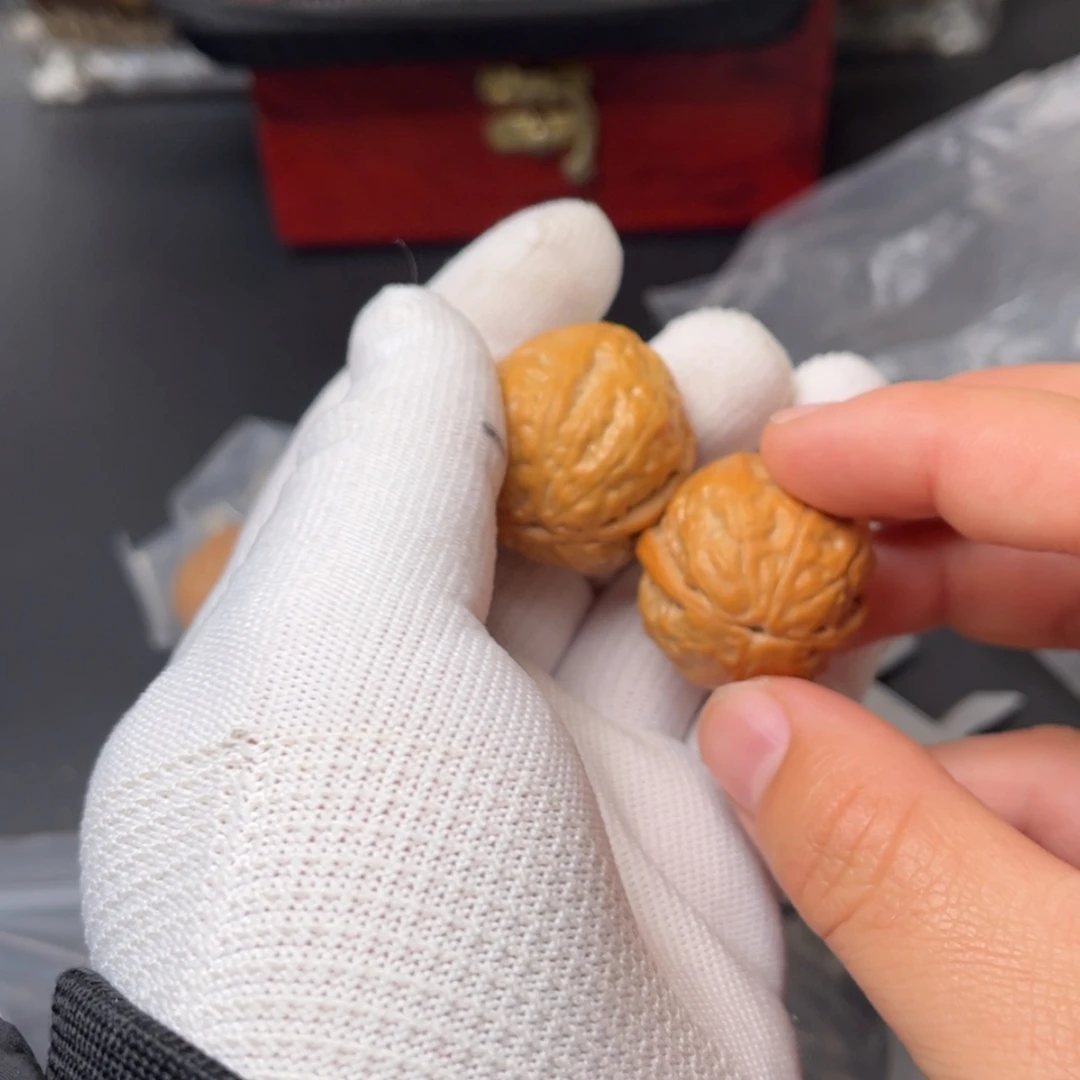 【闪购商品】文玩核桃把件50