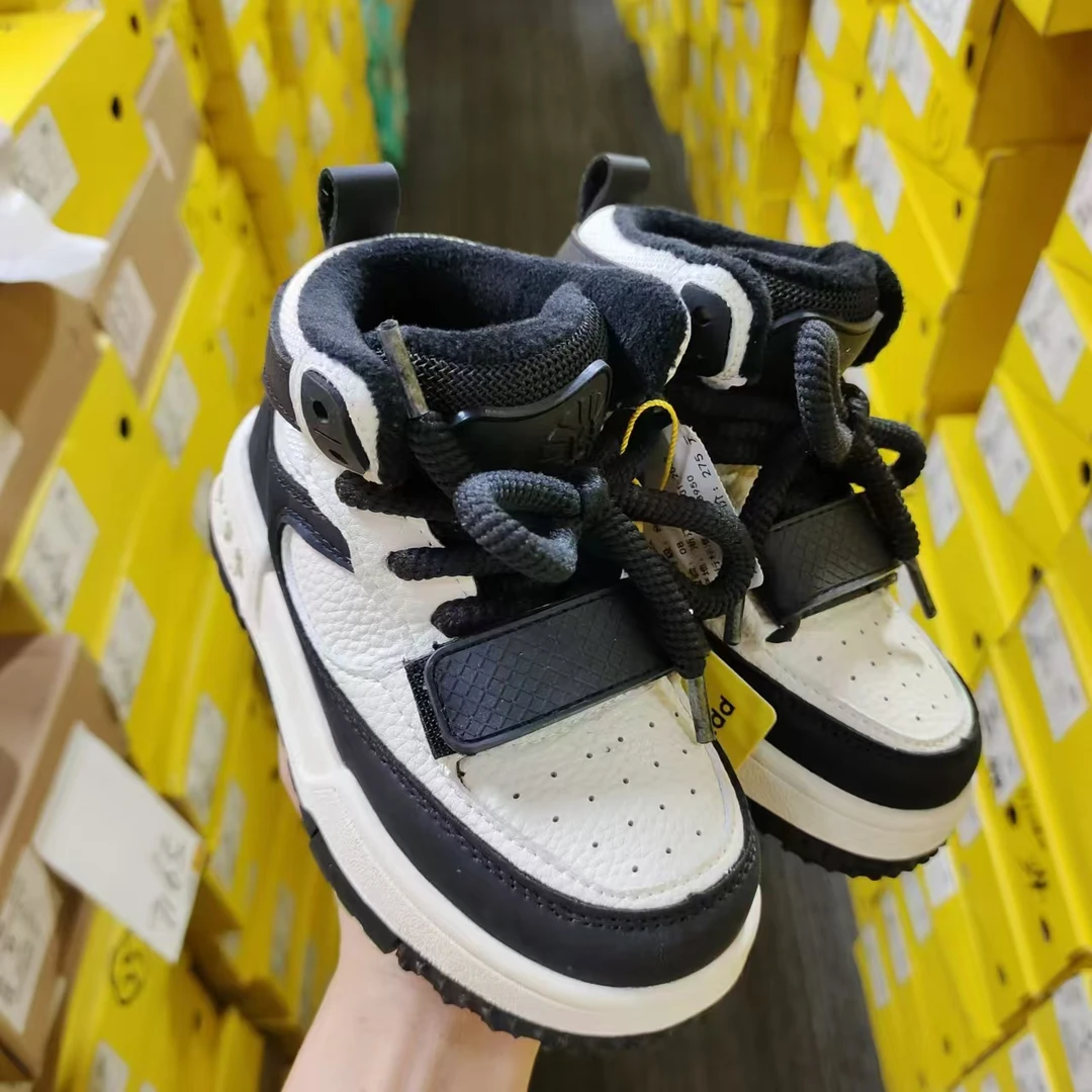 【9065】黑色中邦板鞋