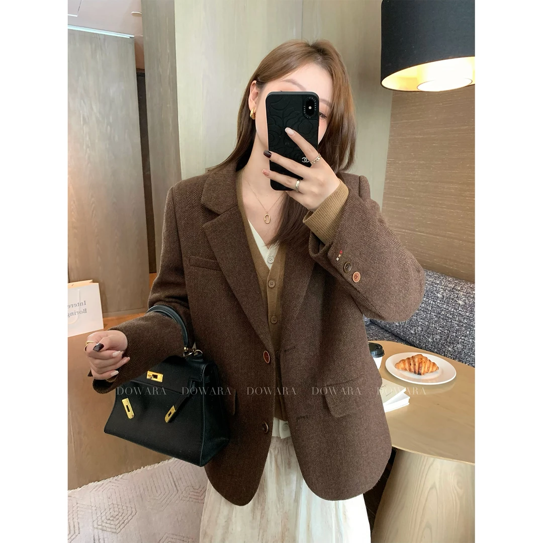 大婉酱微胖定制V领休闲2024新款正肩绵羊毛长袖百搭西装外套5625D