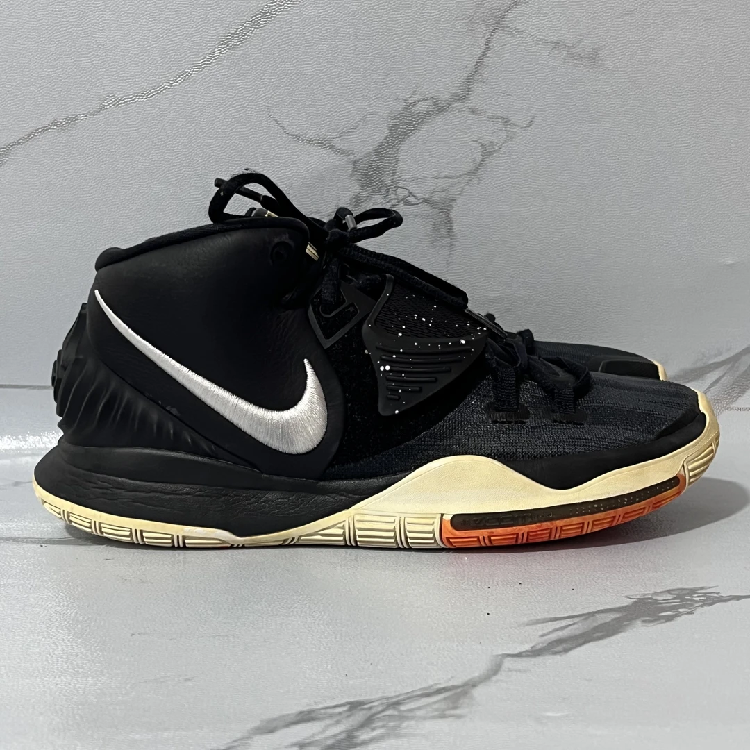 41码Nike 欧文6 实战篮球鞋 首发 公价1299 二手/鞋帮磨损