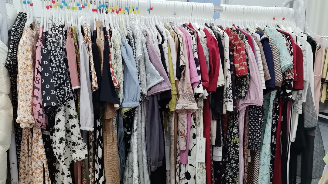 直播间样衣一件