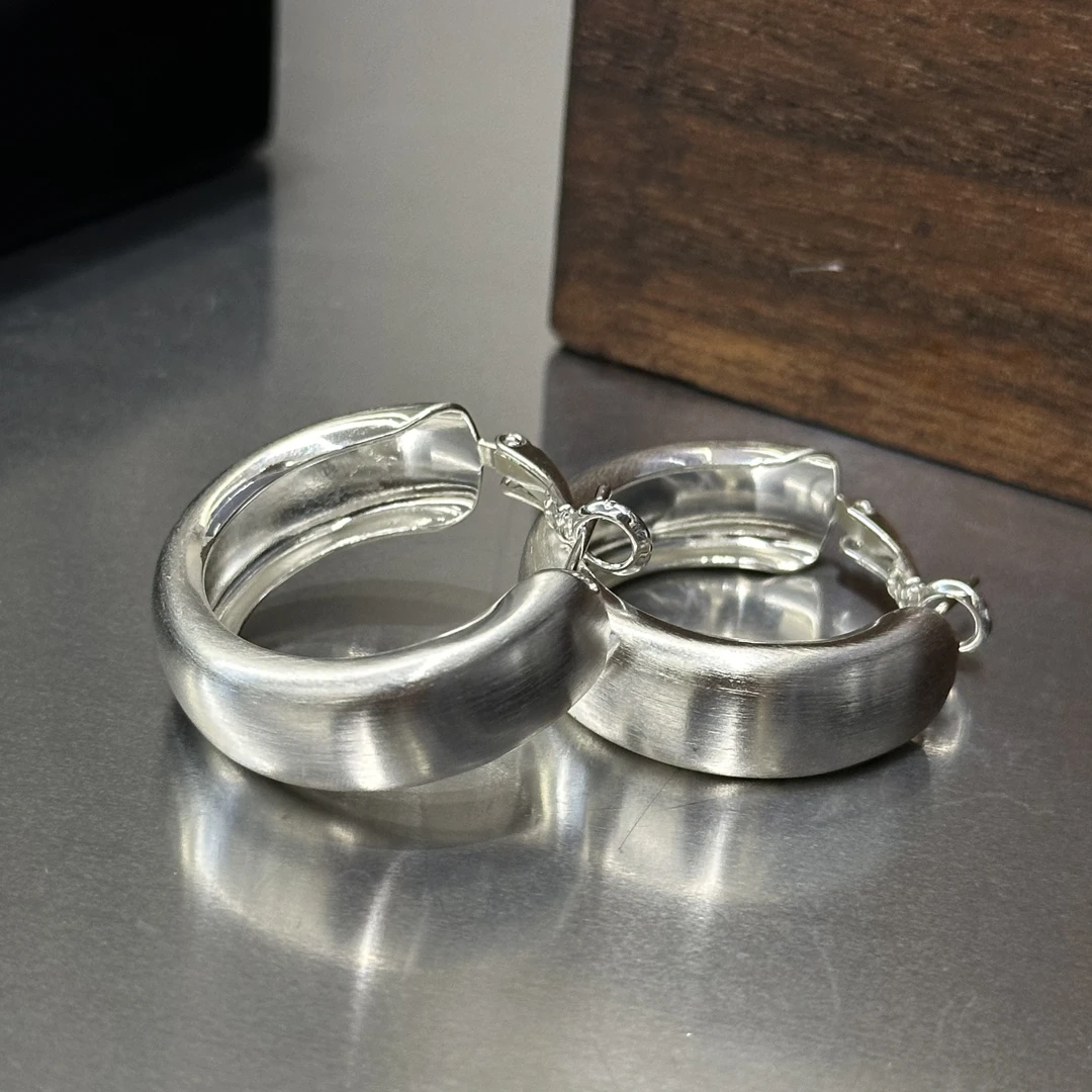 铜合金耳饰 哑光白色简约耳圈-2837