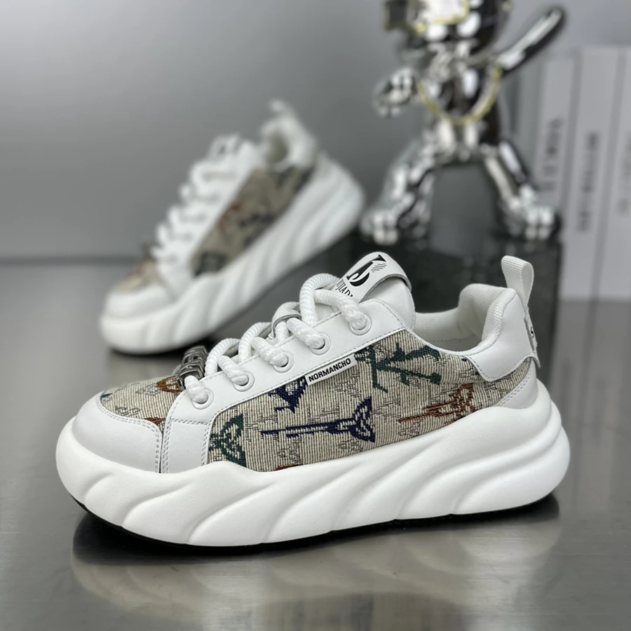 网红爆款【国潮天花板】轻奢刺绣春季男鞋百搭潮流厚底增高老爹鞋运