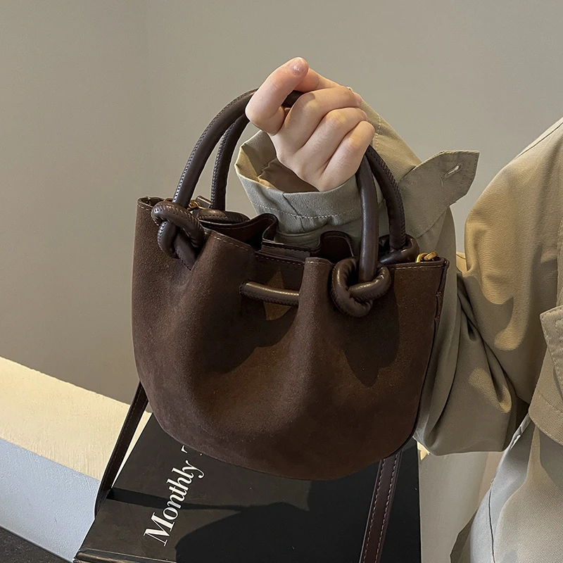 秋冬季复古磨砂小包包女2025新款百搭斜挎包时尚麂皮绒手提水桶包