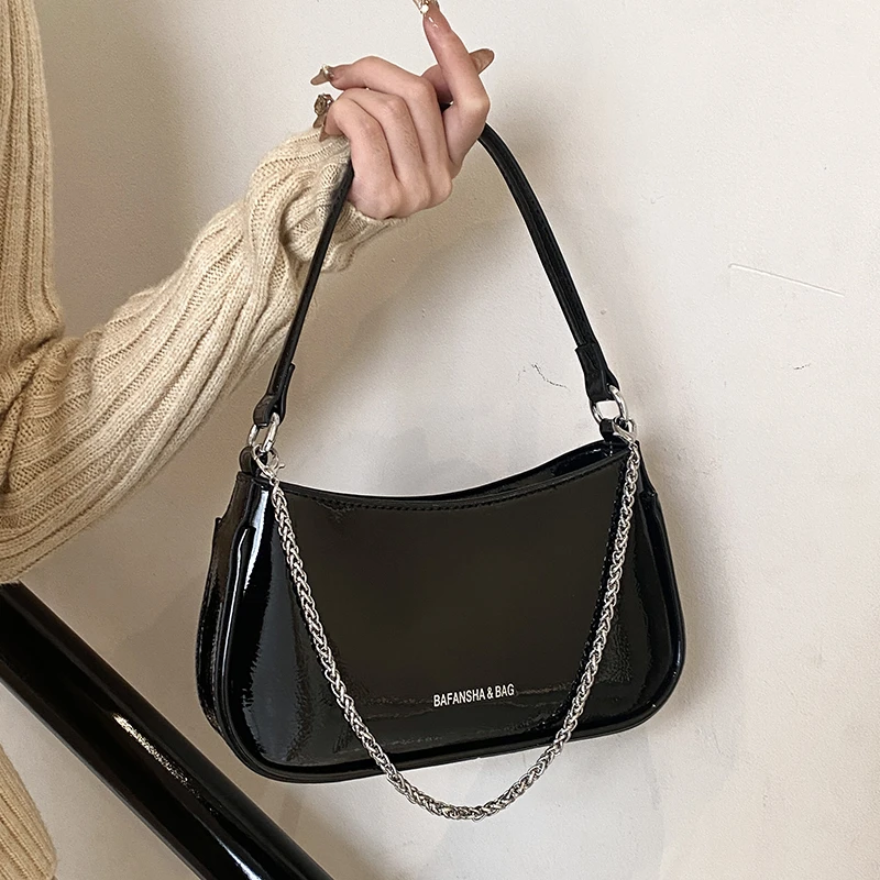 高级感洋气小包包女2025新款秋冬季百搭斜挎包时尚单肩腋下小拎包