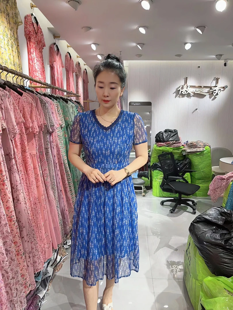 傲之秀品牌显瘦台湾纱连衣裙夏装新款112蓝色宽松连衣裙