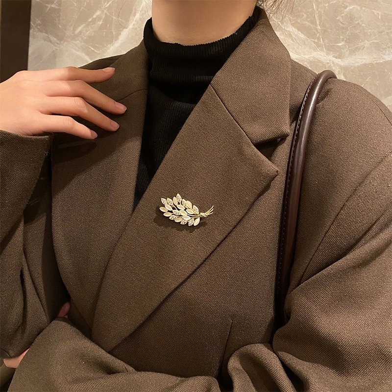 锌合金合成锆石胸针 麦穗高档胸针设计感奢华防走光胸花别针45