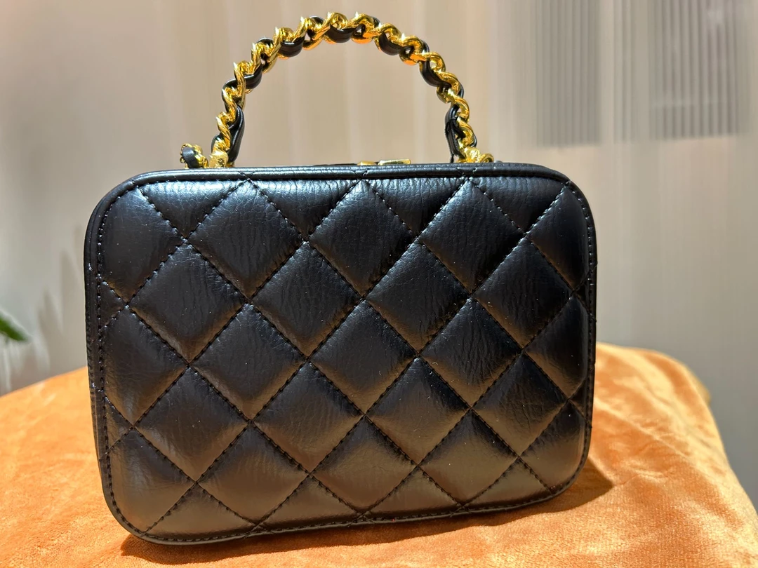 HIRMRIS手工真皮包550762-黑   金球相机香