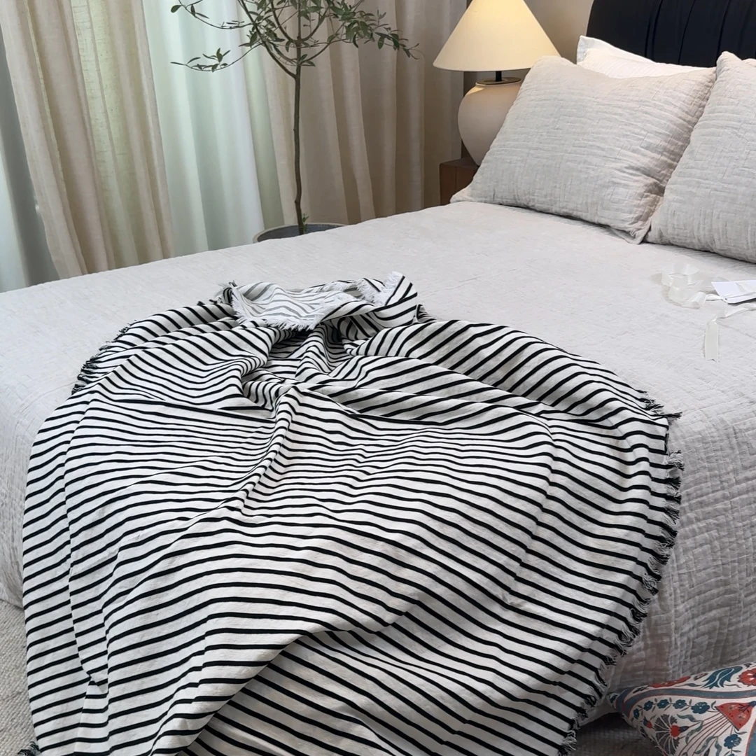 【慢慢的条纹盖毯】亚麻百搭休闲轻奢黑白条纹流苏盖毯