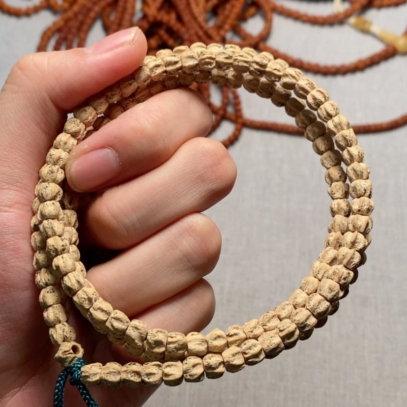 【闪购商品】柏香籽/百香籽吊坠