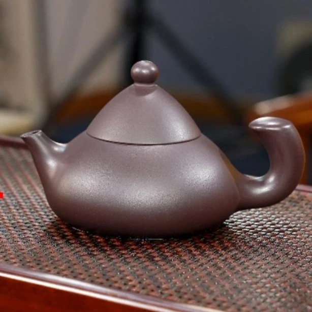 用了就会赖上它！具有魔力因为真的好用《小鱼乐》壶老紫泥！盘它