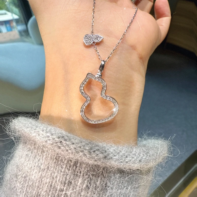 QANNA【满钻大葫芦】18K金气质时尚经典福禄钻石吊坠（不含链）AF