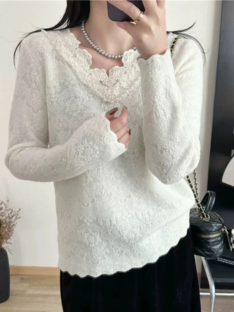 青青家 珍珠款V领打底衫