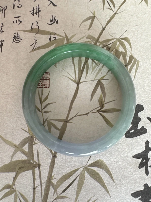 T705 缅甸半山水翡翠手镯