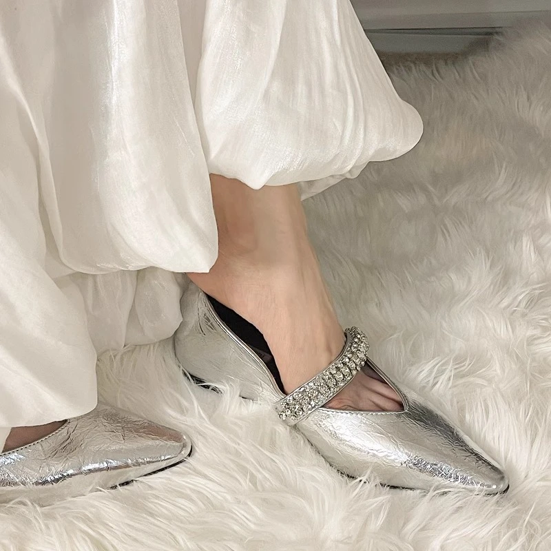 美猫汇美到爆~！富贵姐姐！金银色水钻一字带V口穆勒鞋内增高单鞋