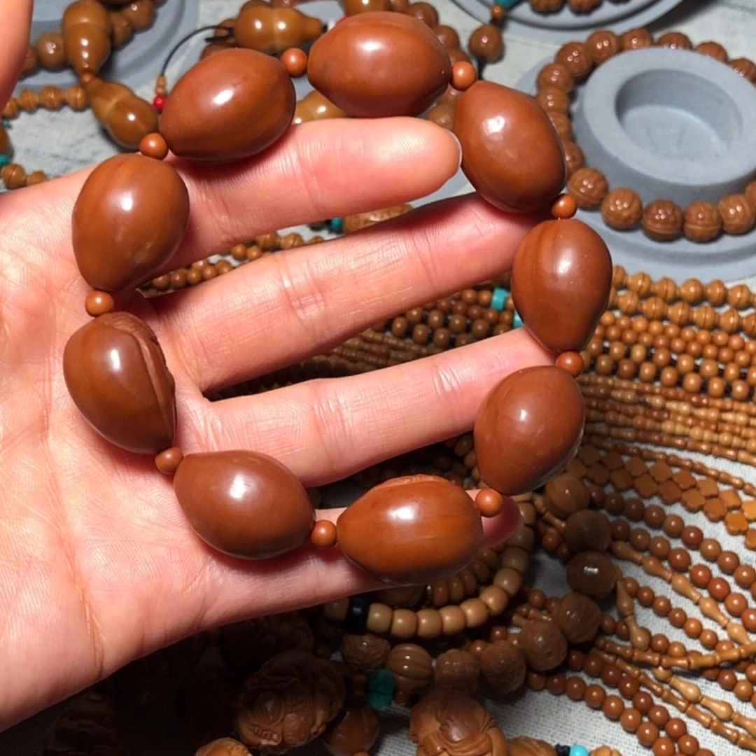 【闪购商品】橄榄核核雕天**帅563生命大